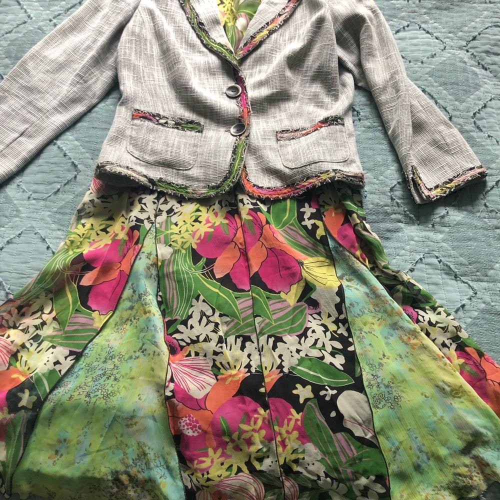 Canvasbacks summer jacket and silk chiffon skirt 8-10
